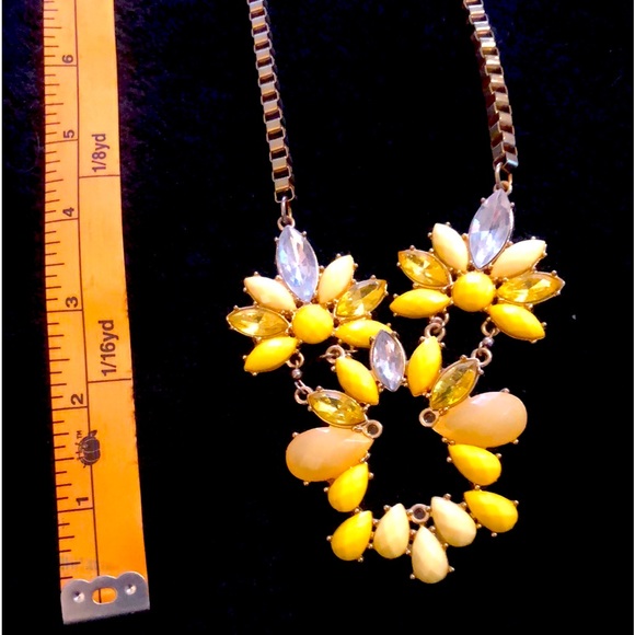 Jewelry Fashion Accessory Necklace Yellow Easy To Wear Creates A New
